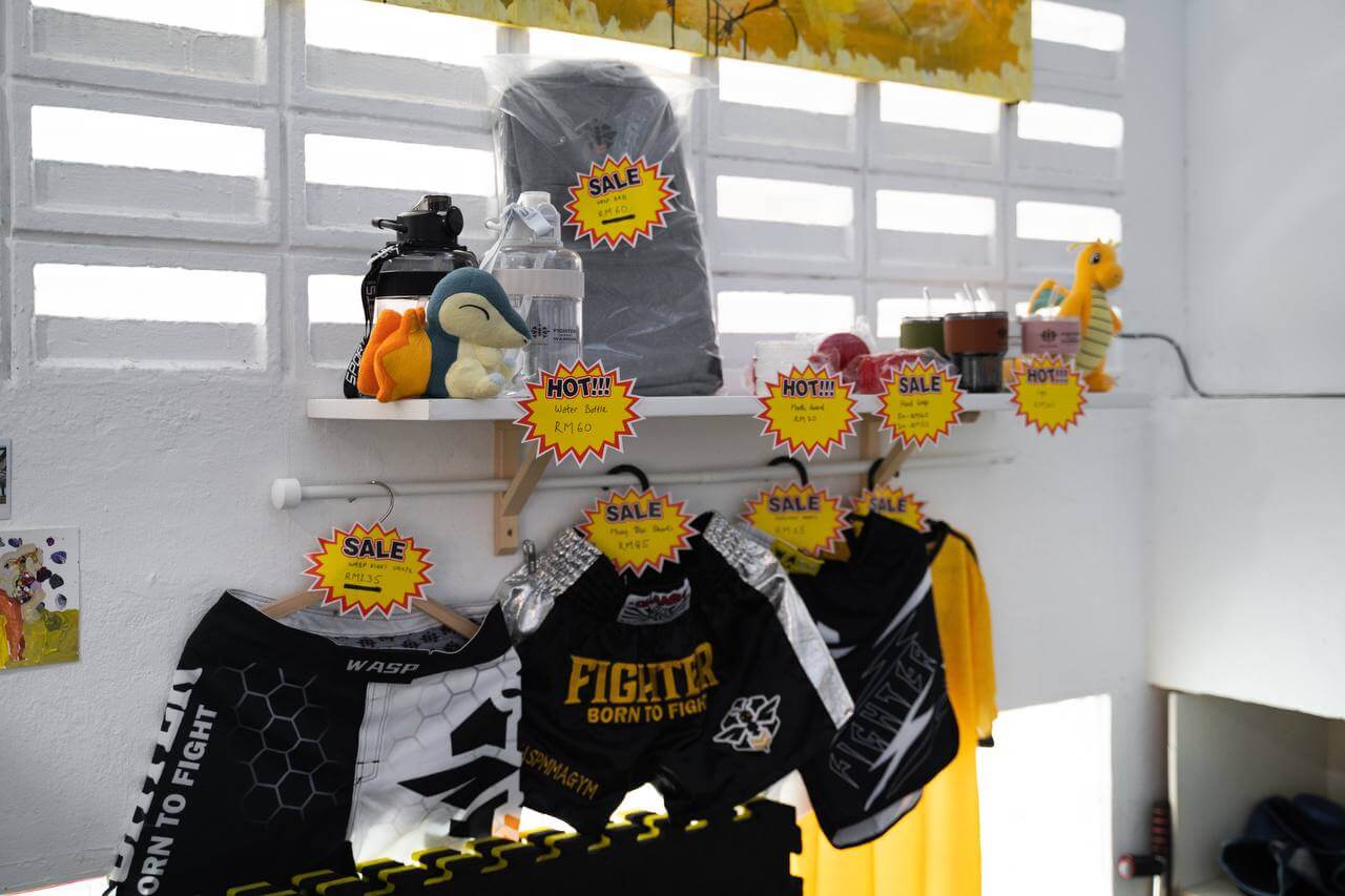 Merch area